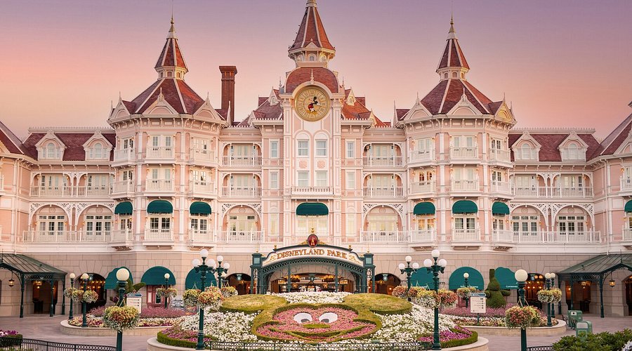 disneyland paris hotel disney