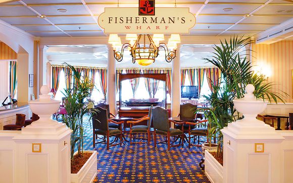 hotel disney newport bay