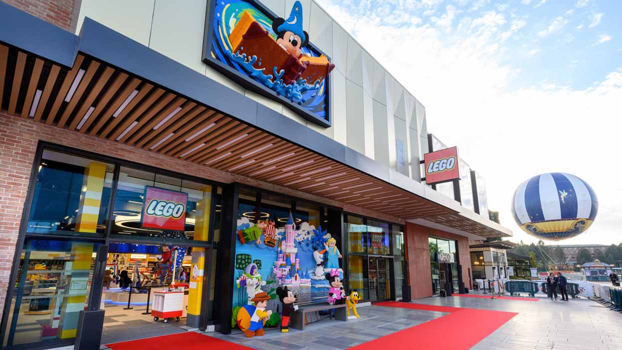 disneyland paris shop
